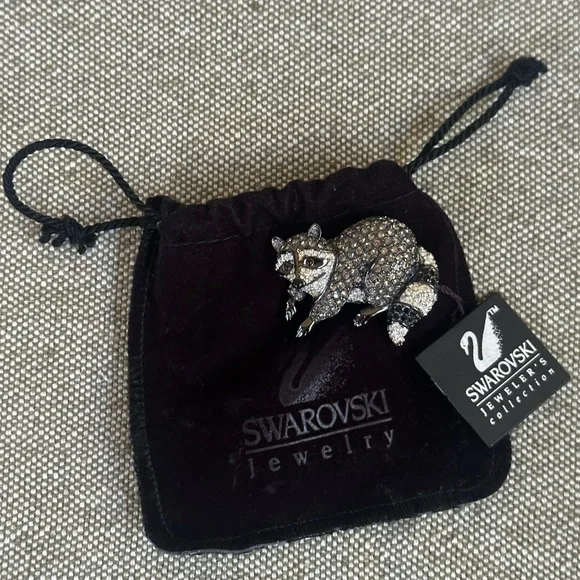 VINTAGE 90s Swarovski Jeweler's Collection Raccoon Brooch New With Tags! - Picture 5 of 6